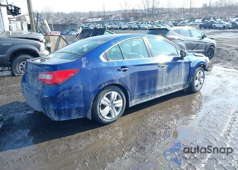 2015 Subaru Legacy 2.5I z USA, uszkodzony, nr VIN 4S3BNAA62F3018221